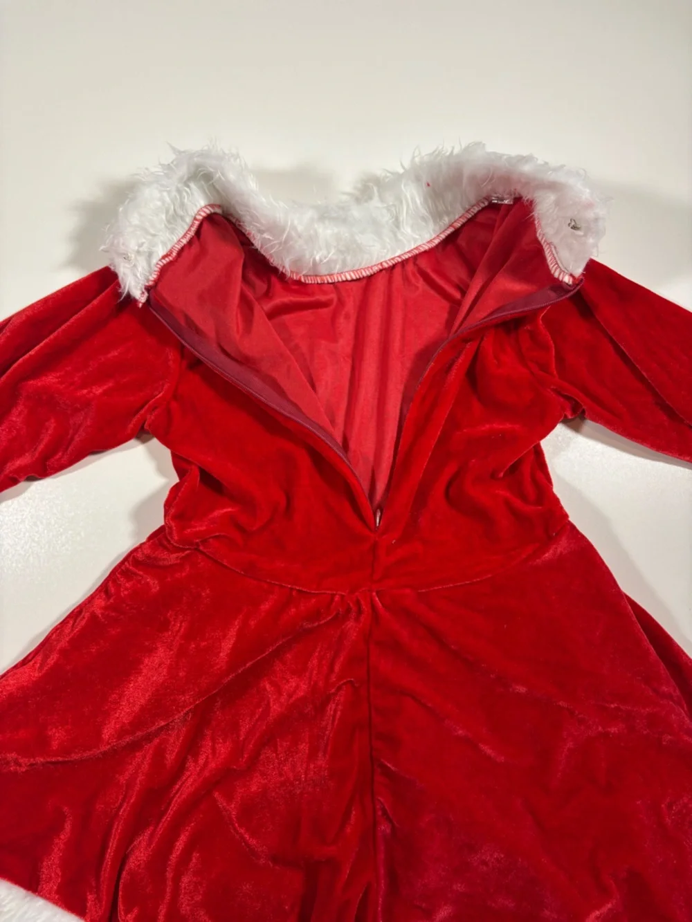 Girls Santa Costume Dress Red Velvet Faux Fur Trim Hat Gloves XS 4-5 Christmas